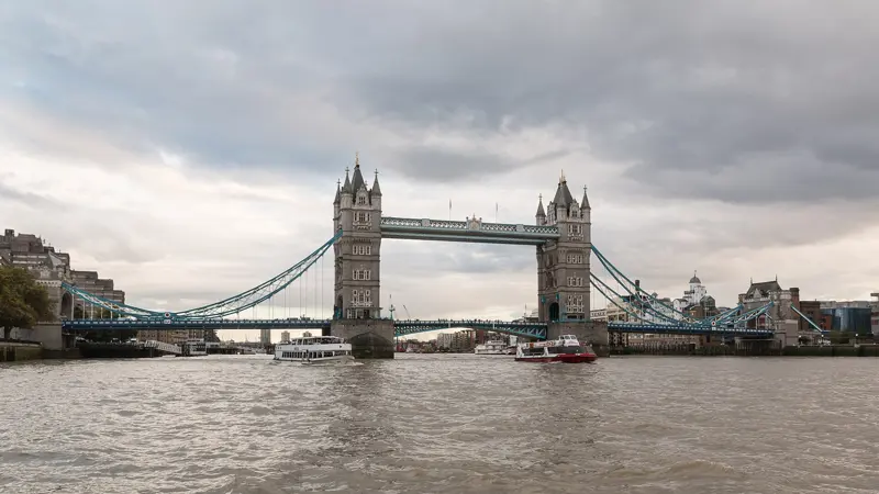 Paris & London Classic photo 5