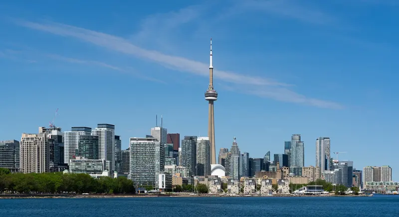 Toronto, Niagara & the East Coast photo 3