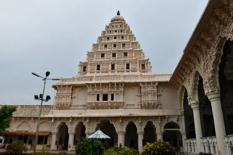 Thanjavur holiday packages