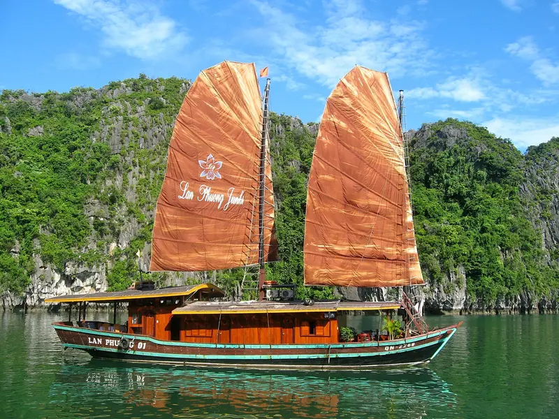Vietnam holiday packages