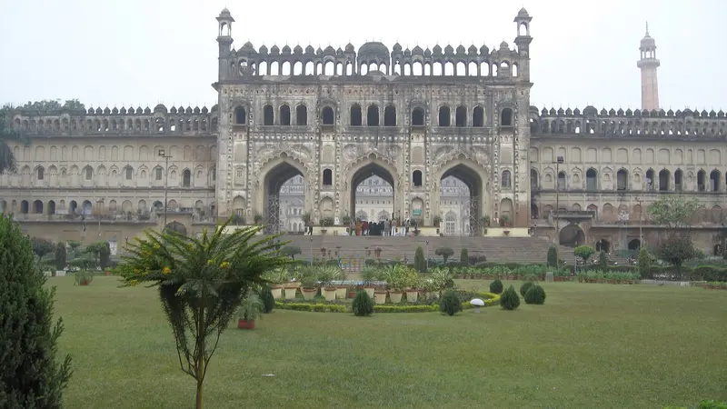 Spiritual Uttar Pradesh – Lucknow, Ayodhya, Prayagraj & Varanasi 6D/5N - 6 days holiday package
