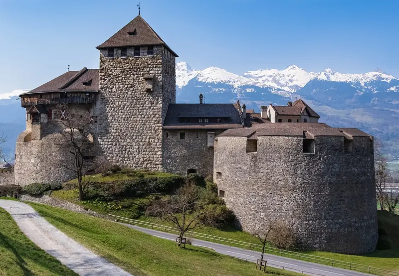 Paris & the Swiss Alps - 11 days holiday package