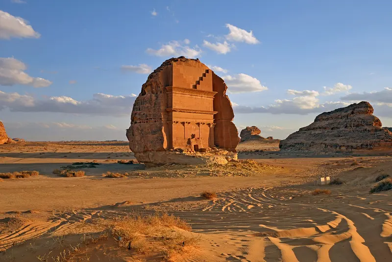 Umrah with AlUla 9D/8N - 9 days holiday package