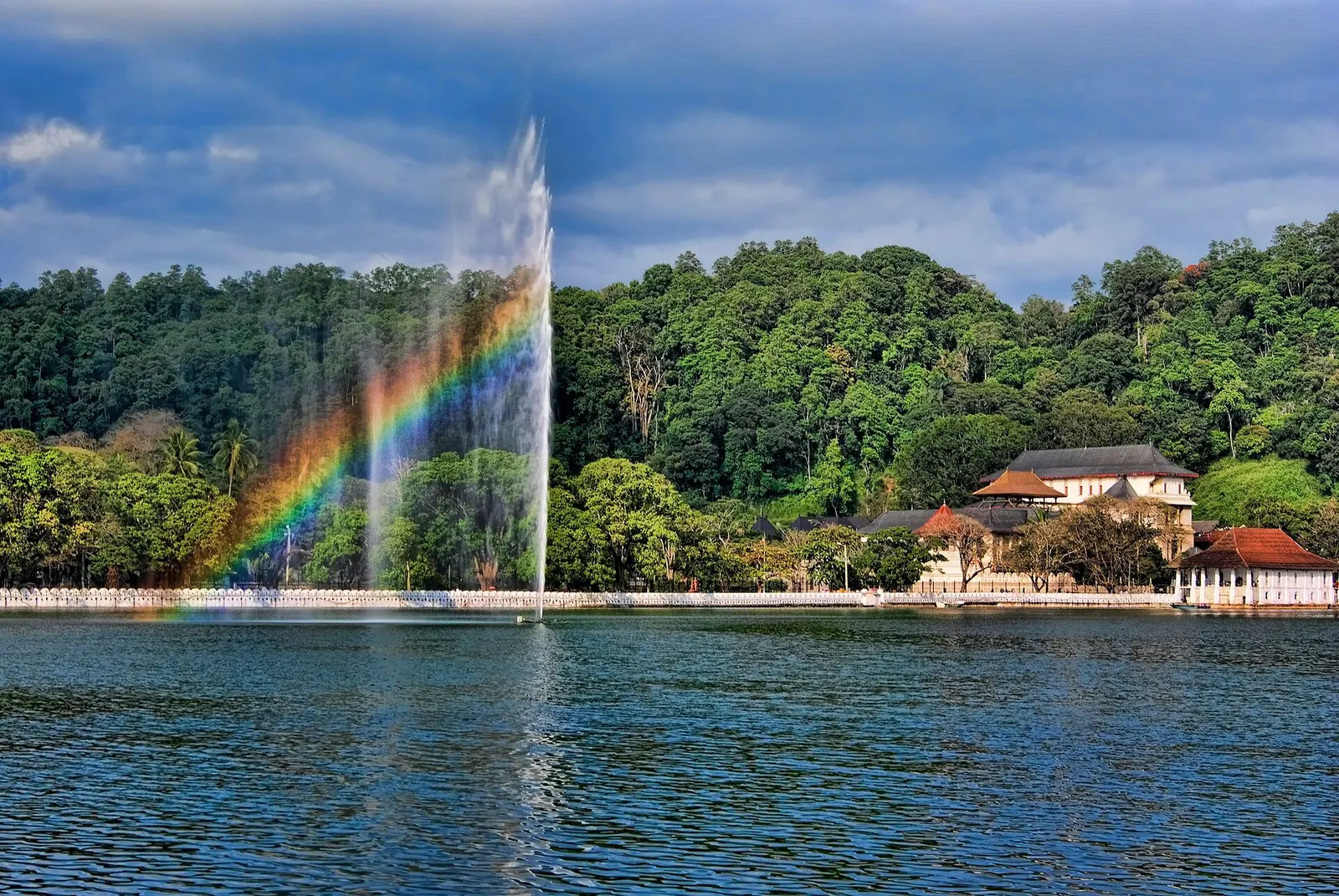 Sri Lanka Kandy, Bentota & Colombo 6D/5N - 6 days holiday package