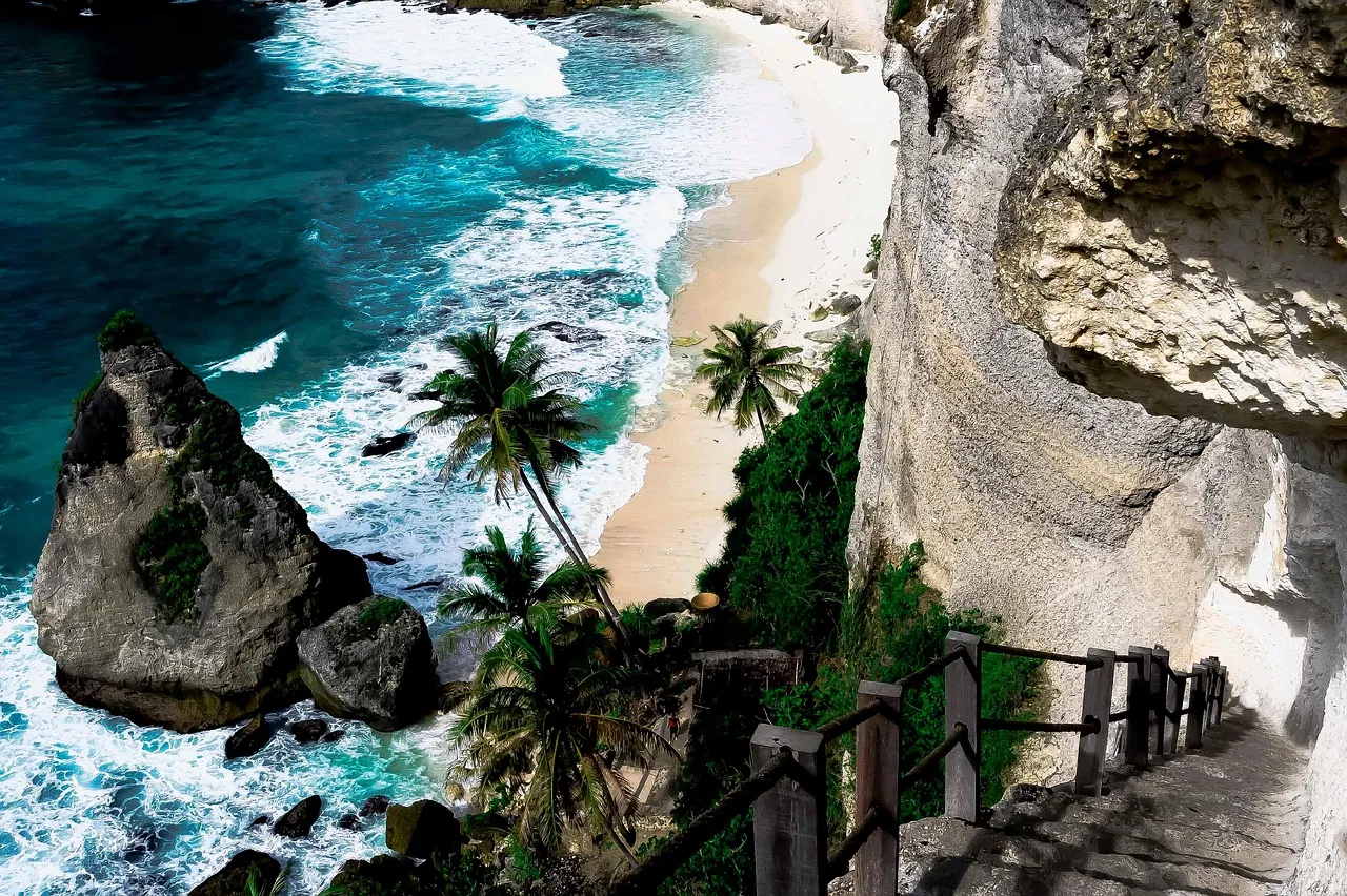 Luxury Indonesia Honeymoon: Bali, Nusa Penida & Sumbawa 14D/13N - 14 days holiday package