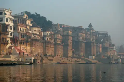 Holy Triangle – Prayagraj, Ayodhya & Varanasi 5D/4N — Uttar Pradesh tour package